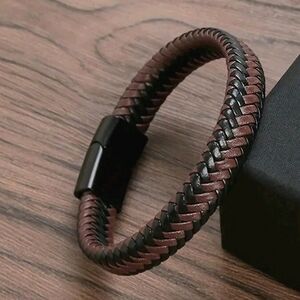 ✨️3/$15 Braided Vegan Leather Unisex Bracelet